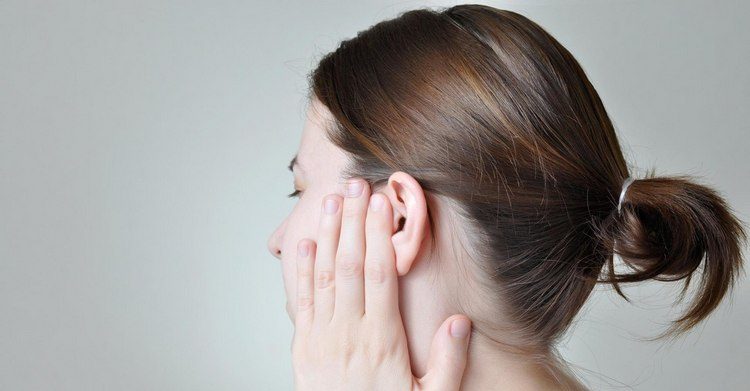 Как удалить пробку из уха в домашних условиях