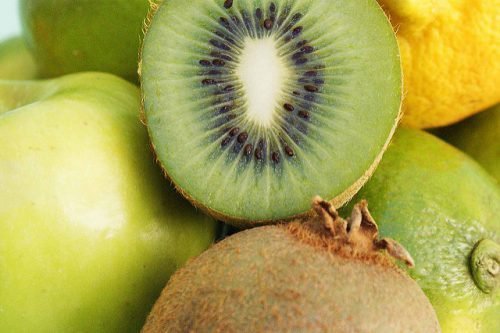 Зеленые фрукты