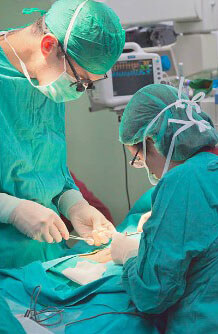 Проведение удаления измененного органа в малом тазу