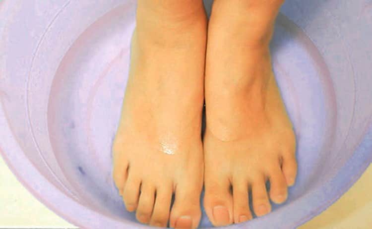 Ванночка для ног с перекисью водорода в домашних условиях: пошаговые рецепты, полезные советы