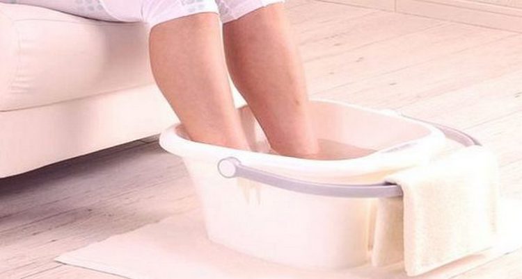 Эффективными являются в таком случае и ванночки для ног.