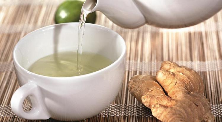В целях профилактики недугов и аллергических реакций полезно пить имбирный чай.