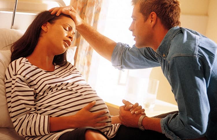 Если заболевание не лечить, оно может спровоцировать появление осложнений, что особенно нежелательно., например, при беременности.