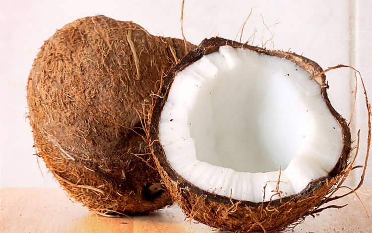 О полезных свойствах кокоса известно уже очень давно.